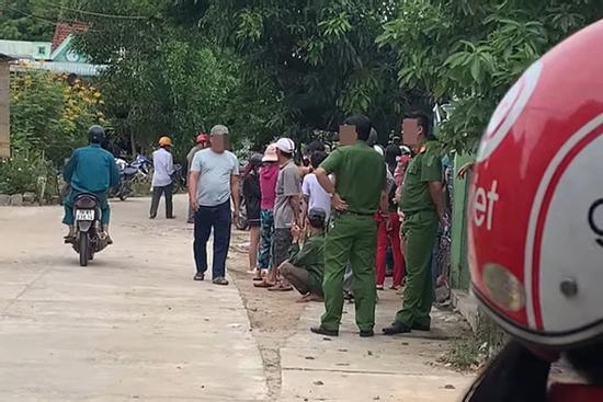 Phú Yên xôn xao vụ vợ chết, chồng thoi thóp với vết cắt ở cổ