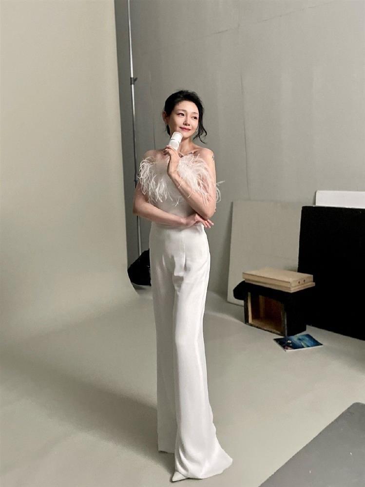 Nhan sắc thật Từ Hy Viên trong ảnh không chỉnh sửa-9