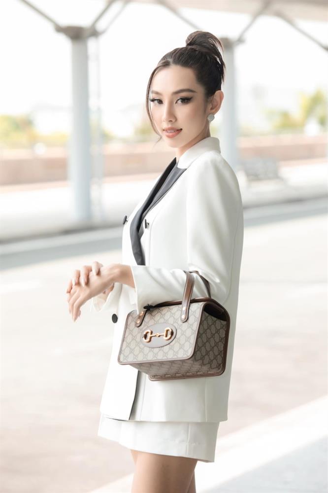 Phương Khánh đụng hàng Thùy Tiên: Miss Earth hay Miss Grand thắng?-7