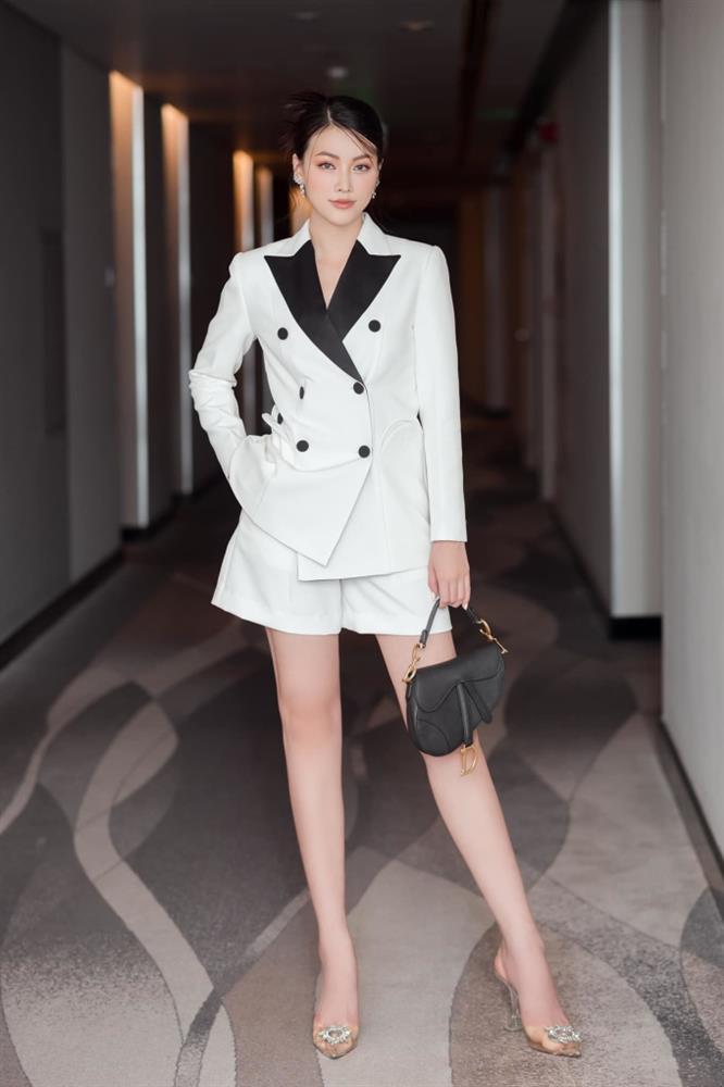 Phương Khánh đụng hàng Thùy Tiên: Miss Earth hay Miss Grand thắng?-8