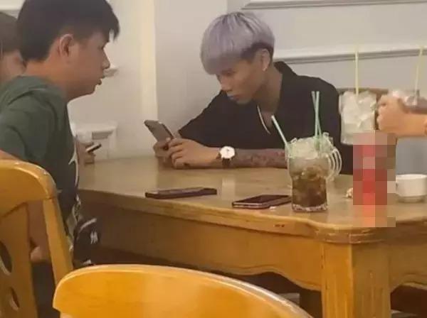 Đạt Villa gây chú ý với loạt ảnh đời thường-6