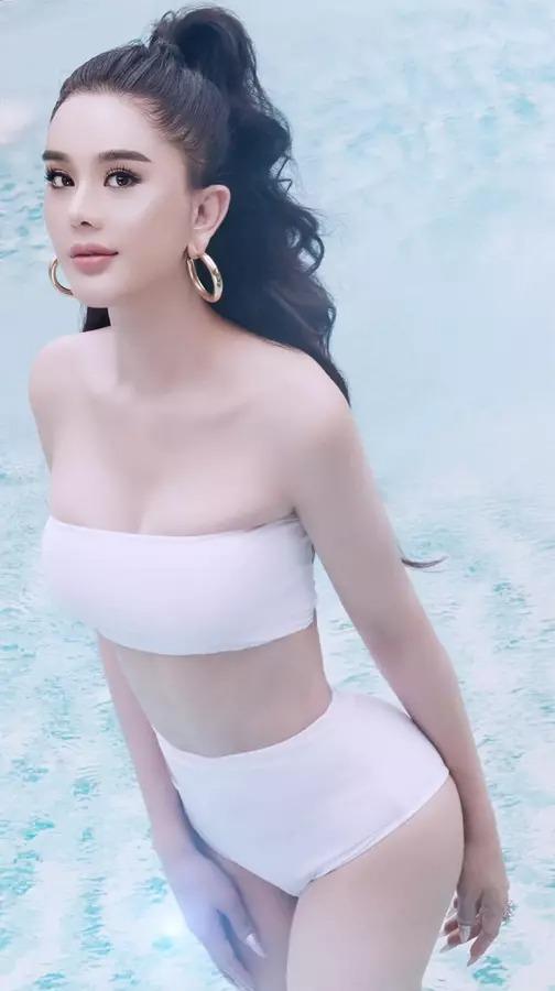 Nhan sắc ca sĩ chuyển giới Lâm Khánh Chi tuổi 44-5