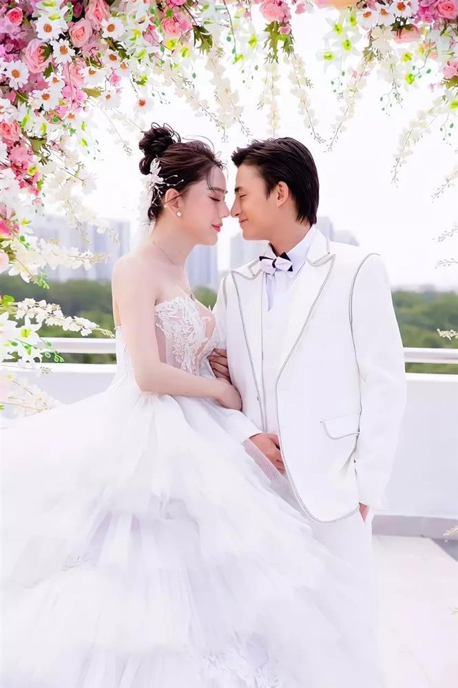 Lâm Khánh Chi tung ảnh cưới với tình tin đồn-3