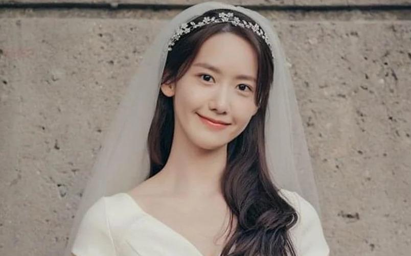 Yoona hack tuổi với 3 kiểu tóc cực xinh trong Big Mouth-1