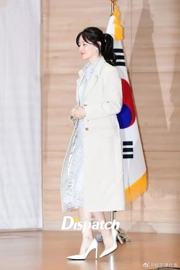 Nàng Dae Jang Geum Lee Young Ae trẻ đẹp ở tuổi 51-6