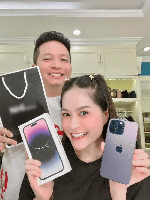 Dàn sao Việt đầu tiên đập hộp điện thoại iPhone 14-6