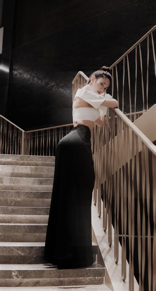 Lương Thu Trang đụng hàng Lê Bống, Bùi Lan Hương: Ai đẹp nhất?-6