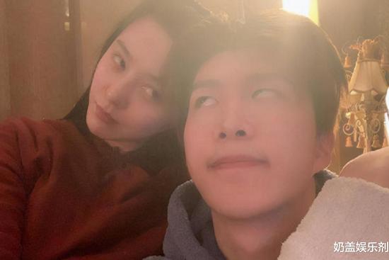 Em trai Phạm Băng Băng công khai mặt fan cuồng bám đuôi