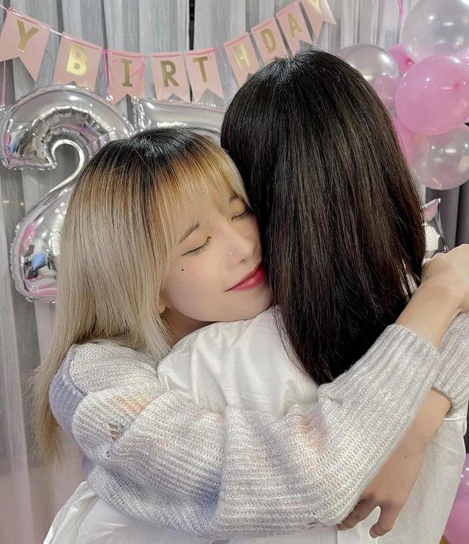 Thiều Bảo Trâm không góc chết, tự tậu quà khủng đón tuổi 28-9