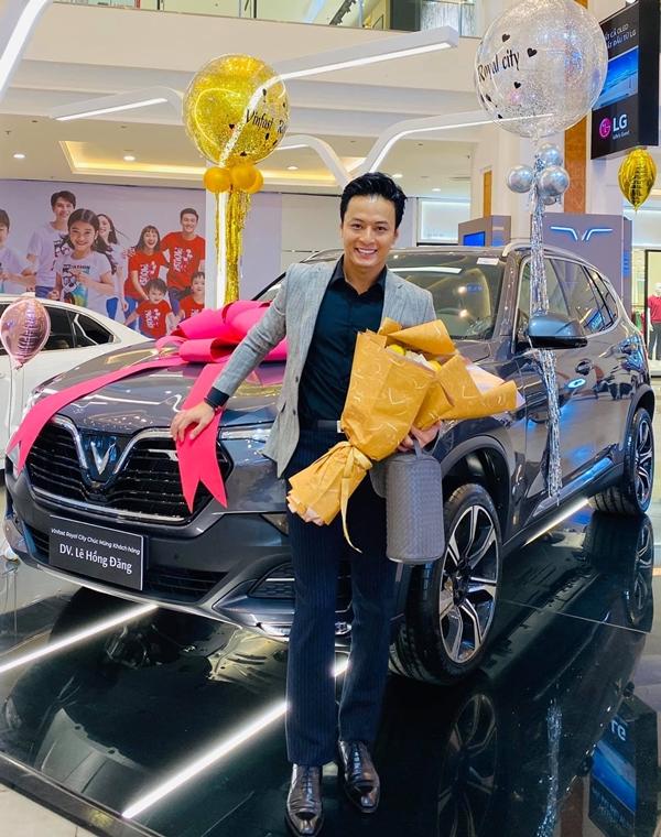 Thú vui các mỹ nam VTV: người thích chơi xe, người hay sắm nhà-18