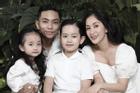 Khánh Thi - Phan Hiển bên nhau 13 năm nhưng giờ mới là vợ chồng