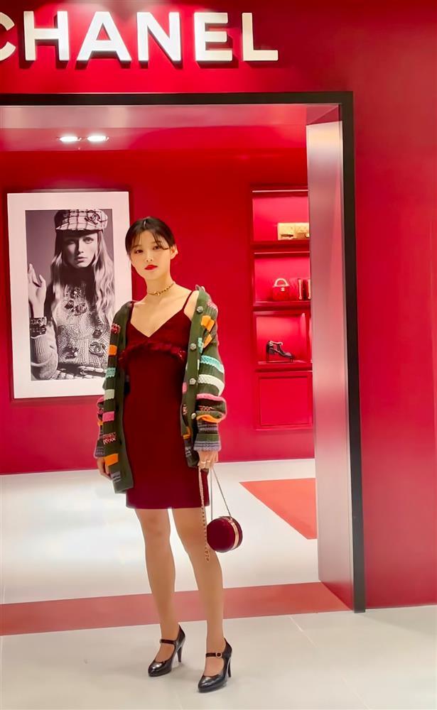 Sao nhí Kim Yoo Jung lột xác khi trưởng thành-4