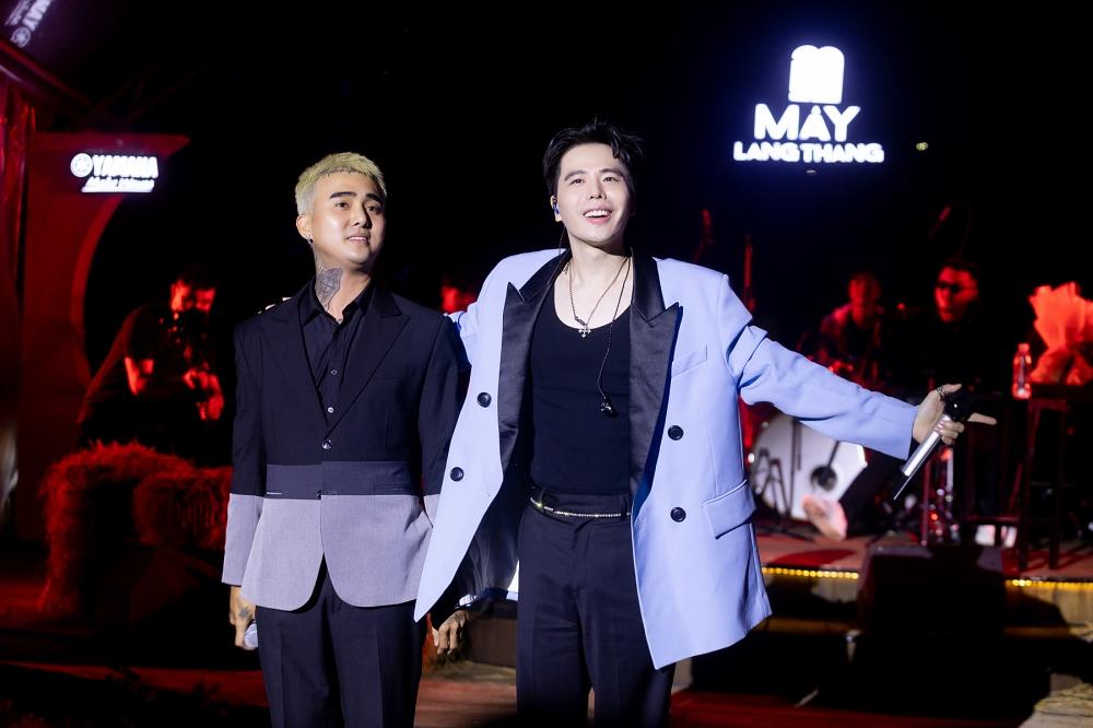 Trịnh Thăng Bình khởi động chuỗi tour show, Trúc Nhân ngẫu hứng hát trên xe lửa-4