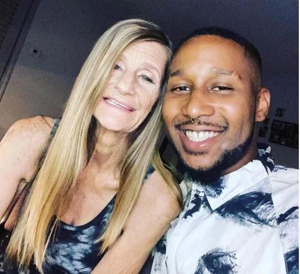 Vợ 61 tuổi thông báo kế hoạch có con với chồng 24 tuổi-1