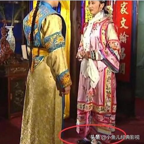 Sạn to đùng ít ai phát hiện ra trong Hoàn Châu Cách Cách hơn 2 thập kỷ qua-10