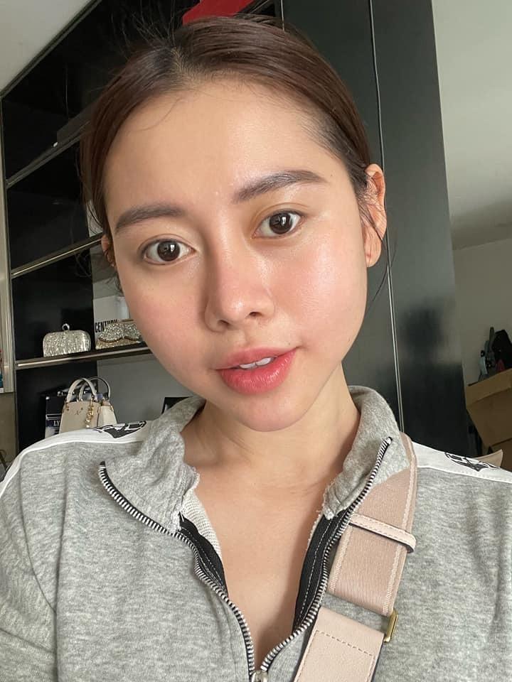 Việt Phương Thoa lộ mặt mộc, ngã ngửa nhan sắc thật hot Tiktok-3