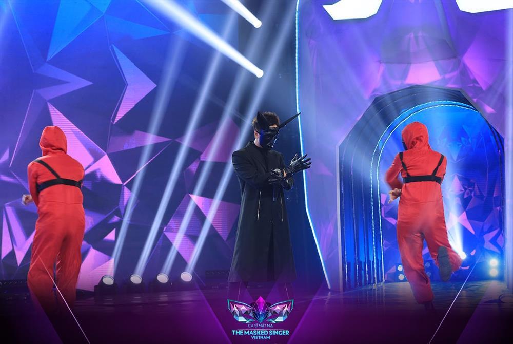 Ngô Kiến Huy làm MC: Cát-xê chưa rõ nhưng đầu tư quá nhiều-5