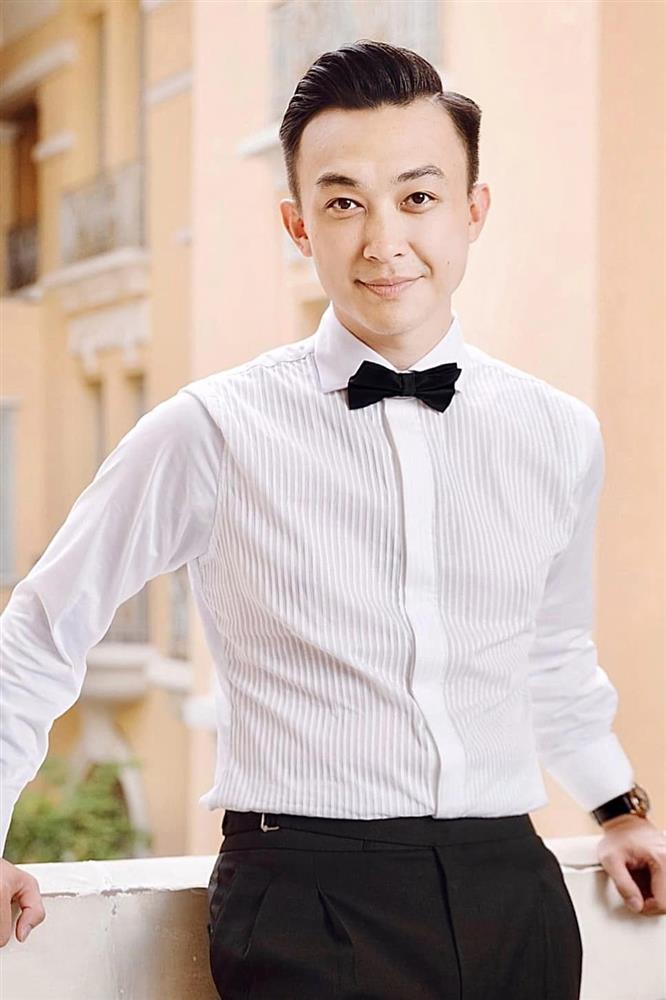 MC HTV khoe ảnh chú rể trước ngày cưới Lê Âu Ngân Anh-2