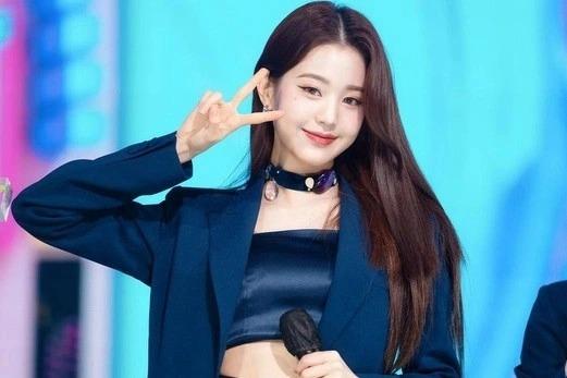 Hành động bị nhận xét ích kỷ của nữ thần tượng Hàn Quốc-1