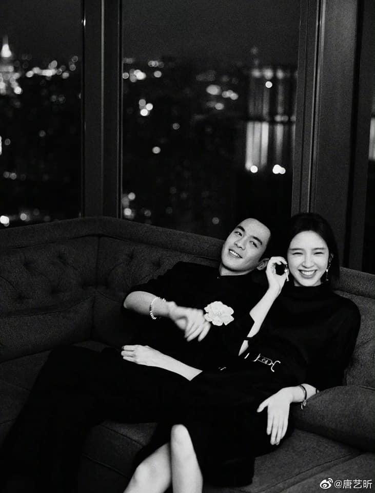 Loạt ảnh tình bể bình của Trương Nhược Quân - Đường Nghệ Hân-3