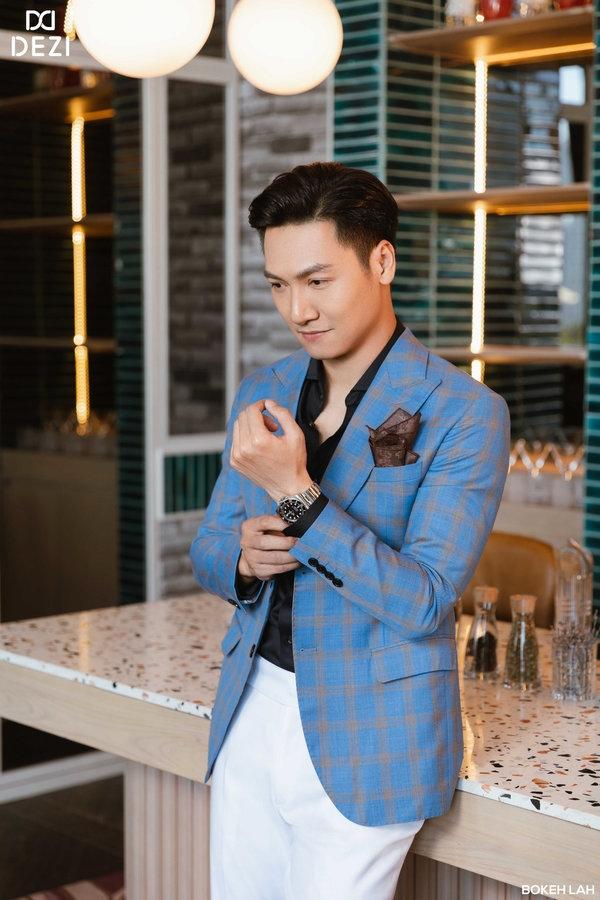 Thú vui các mỹ nam VTV: người thích chơi xe, người hay sắm nhà-23