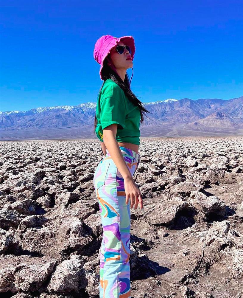 HHen Niê và Đỗ Hà mặc hồng sen kết hợp nõn chuối: Ai xịn hơn?-10