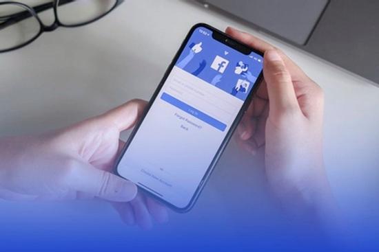 Đâu là lý do loạt tài khoản Facebook ở Việt Nam bị khóa?