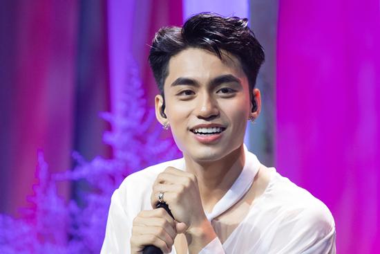 Bằng chứng cho thấy MONO đã chọn sai ca khúc debut?