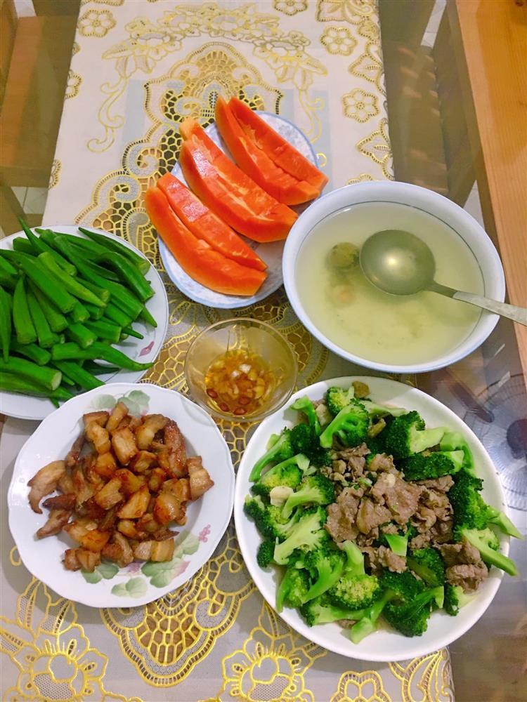 Hôm nay ăn gì? Ngắm loạt mâm cơm của mẹ đảm mà thèm-6