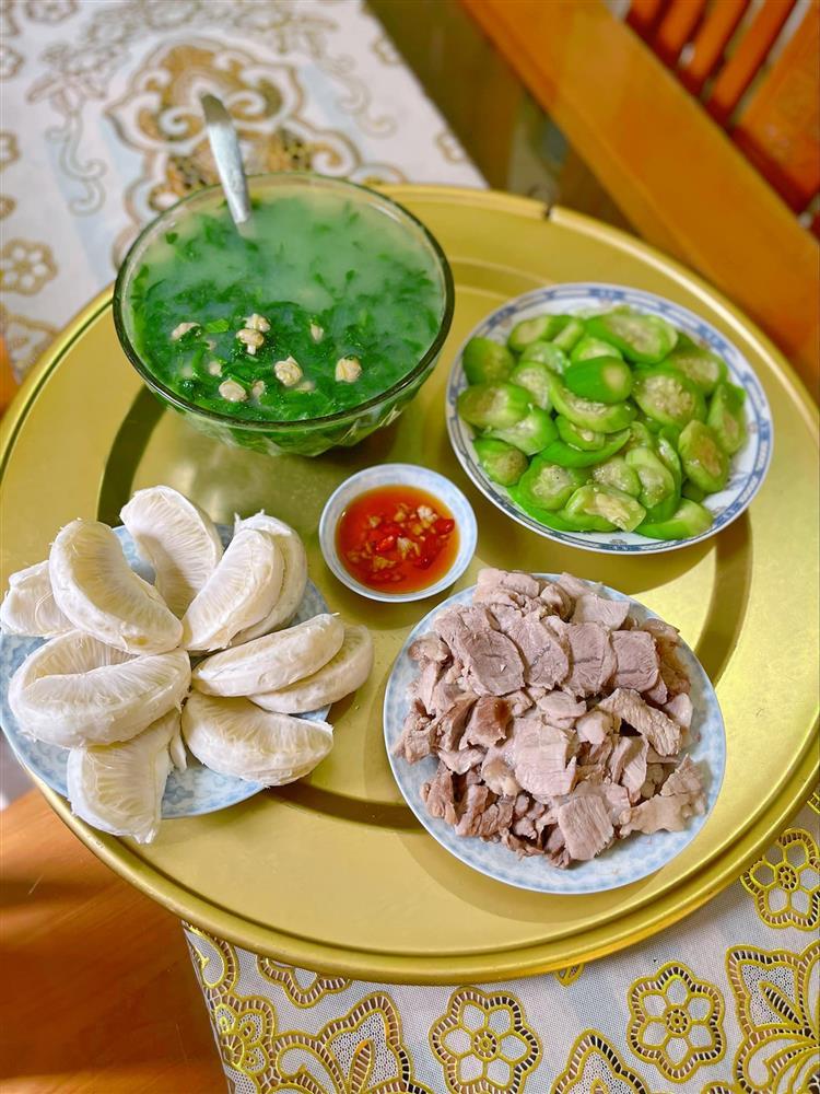 Hôm nay ăn gì? Ngắm loạt mâm cơm của mẹ đảm mà thèm-7