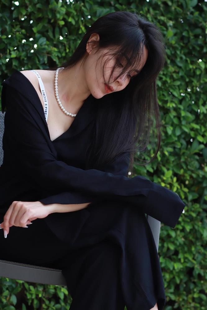 Lưu Hương Giang thường xuyên đăng ảnh một mình-3