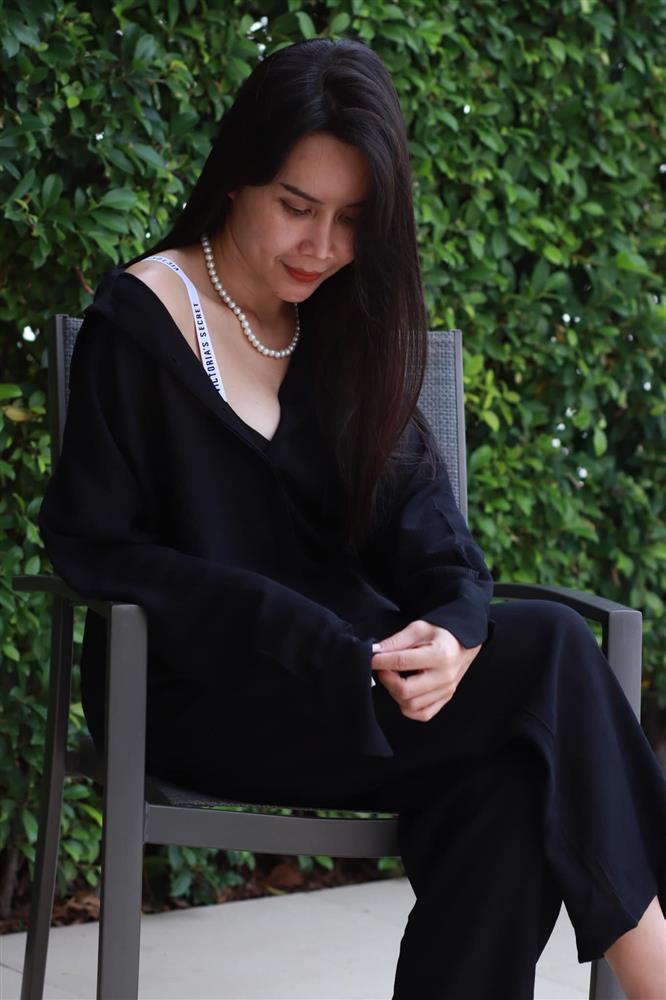 Lưu Hương Giang thường xuyên đăng ảnh một mình-4