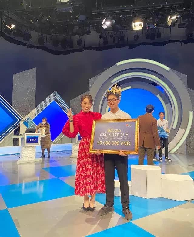 Đi tiếp nhờ vé vớt, nam sinh Hải Phòng lập kỷ lục Olympia-2