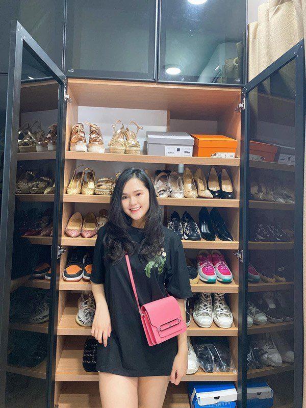 Lóa mắt bộ sưu tập túi hiệu bạc tỷ vợ trung vệ Đỗ Duy Mạnh-12