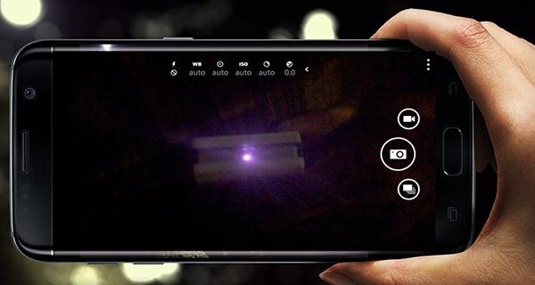 Ngủ ở homestay, con gái hãy dùng mẹo với chiếc cốc để bảo vệ mình-4