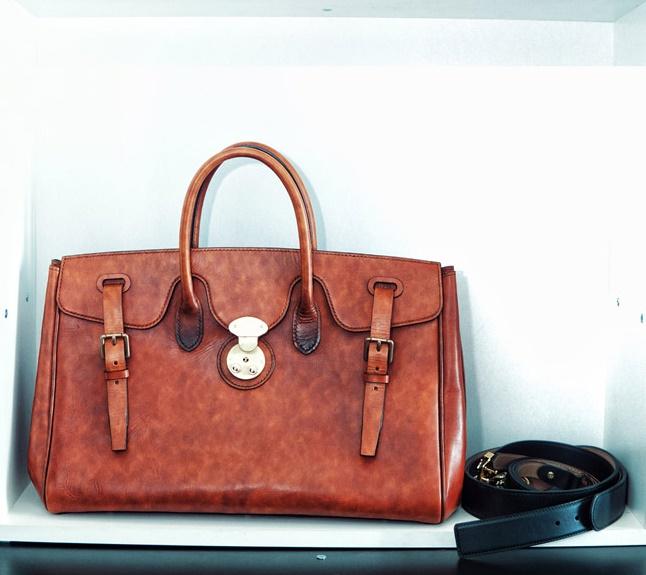 Dép 30 triệu mà hot girl Trâm Anh để chó cắn tan nát-7