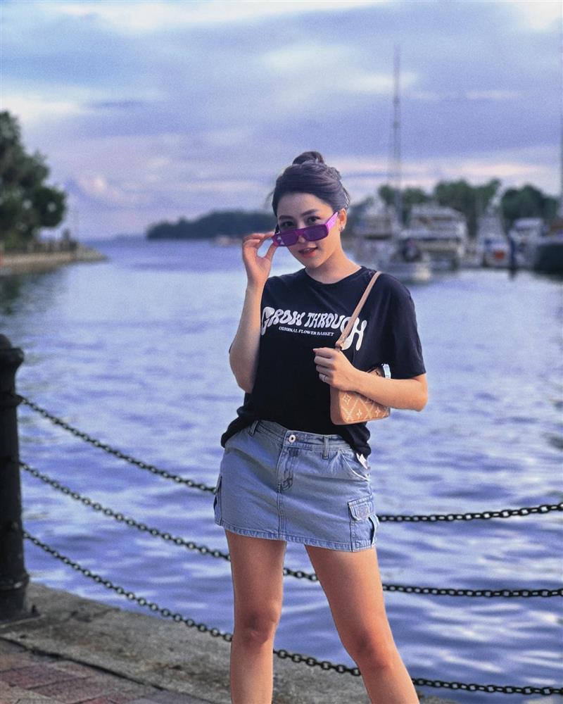 Dép 30 triệu mà hot girl Trâm Anh để chó cắn tan nát-16