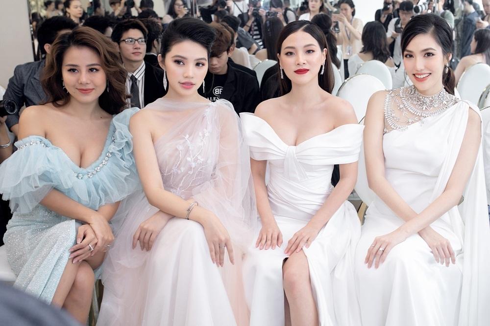 Quỳnh Anh Shyn đọ sắc mỹ nhân Thái Baifern ở Milan Fashion Week-11