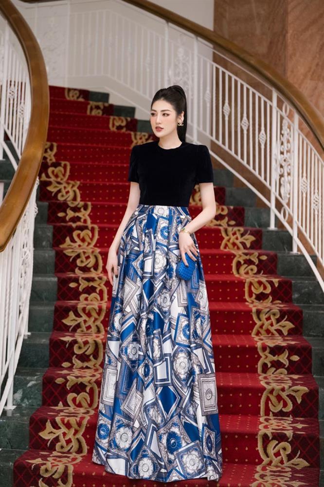 Dương Tú Anh ngày càng sắc sảo, đẹp như nàng thơ-5