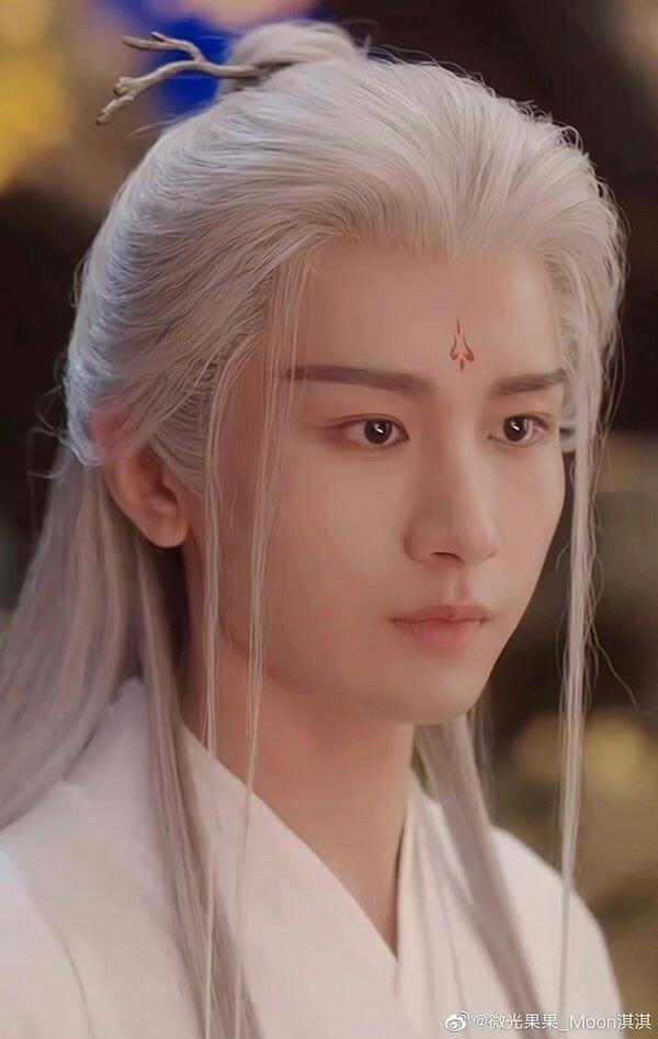 Nhan sắc Thành Nghị sụp đổ khi không có lớp make up-4