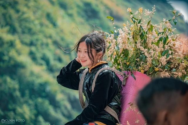 Ngắm vẻ đẹp mộc mạc, thuần khiết của trẻ em vùng cao-1