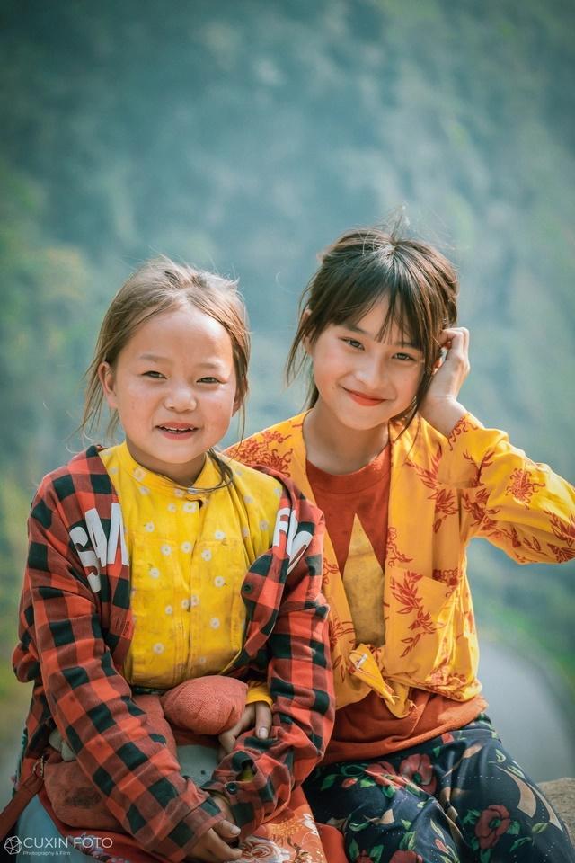 Ngắm vẻ đẹp mộc mạc, thuần khiết của trẻ em vùng cao-3