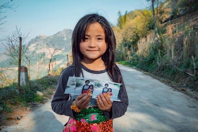 Ngắm vẻ đẹp mộc mạc, thuần khiết của trẻ em vùng cao-9
