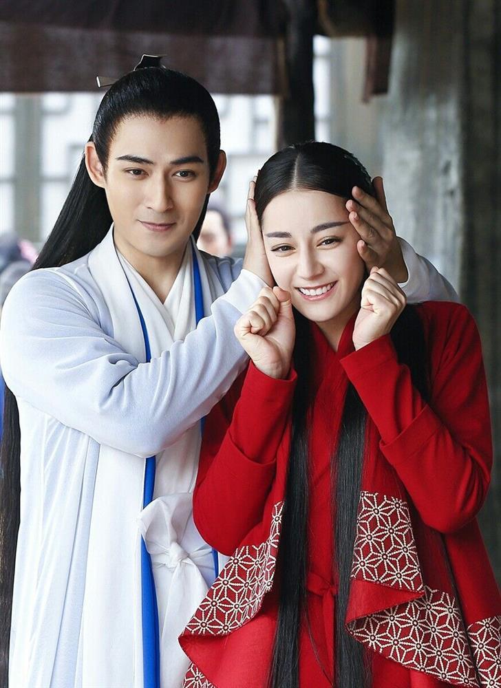 Lý Thấm - Nhiệt Ba chỉ đẹp khi một mình, đóng với ai cũng chán-4