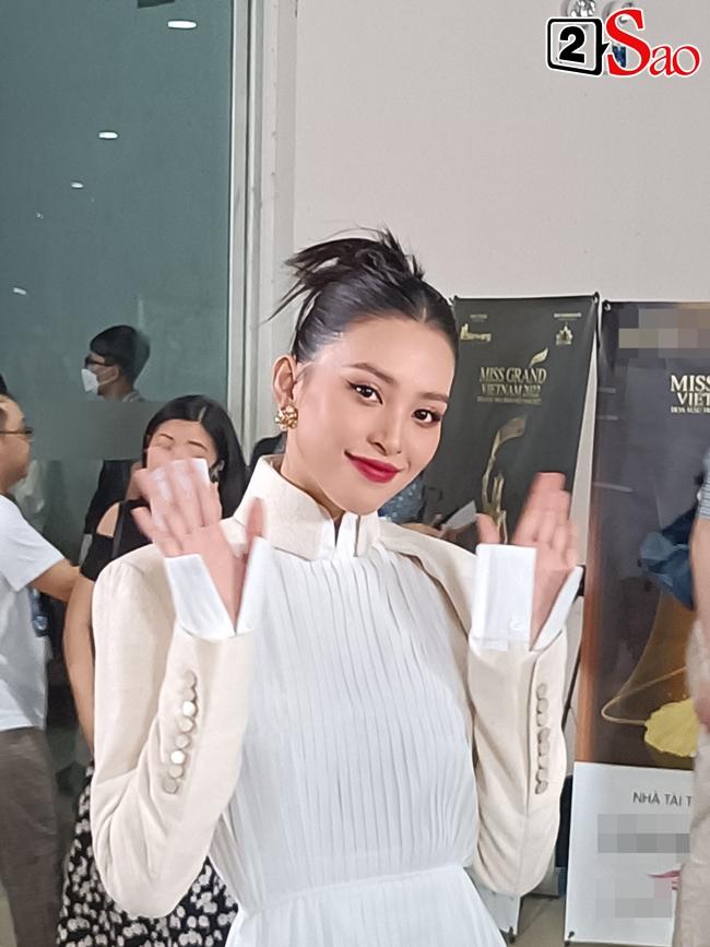 Phương Anh trang điểm khó tả, Anh Thư sáng rực CAM thường-5