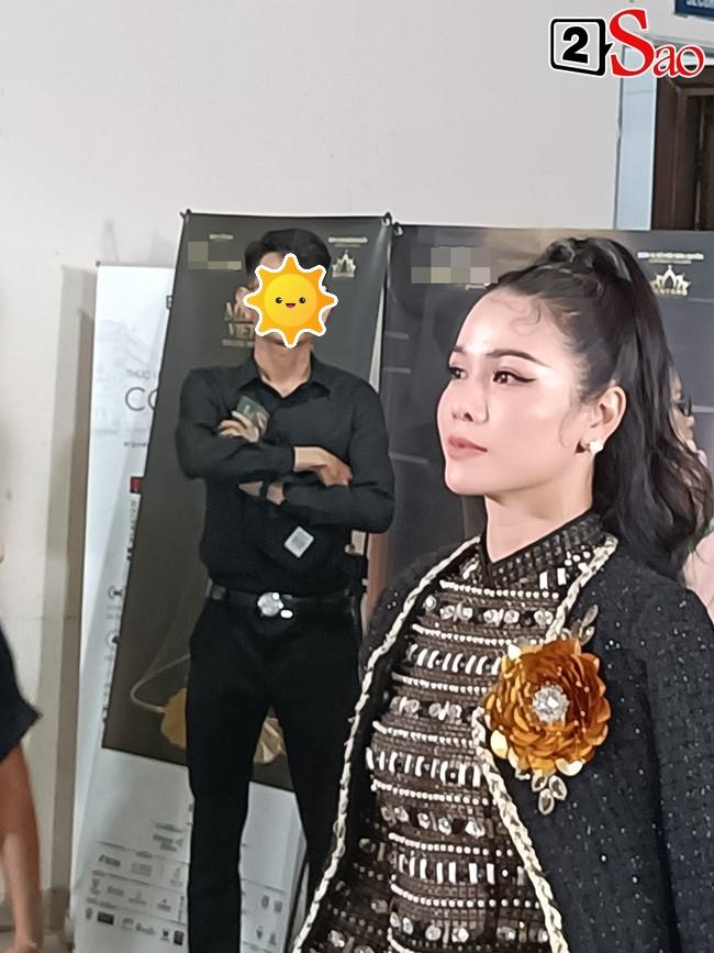 Phương Anh trang điểm khó tả, Anh Thư sáng rực CAM thường-17