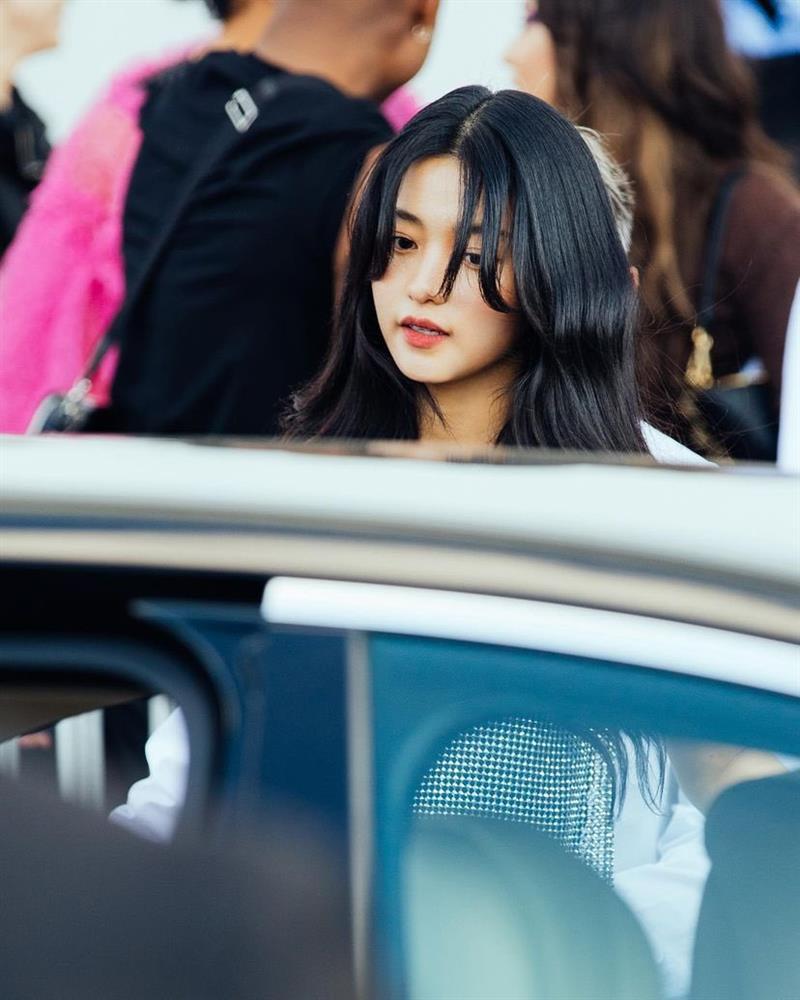 Nhan sắc nổi bật của Người Hầu Gái Kim Tae Ri-5