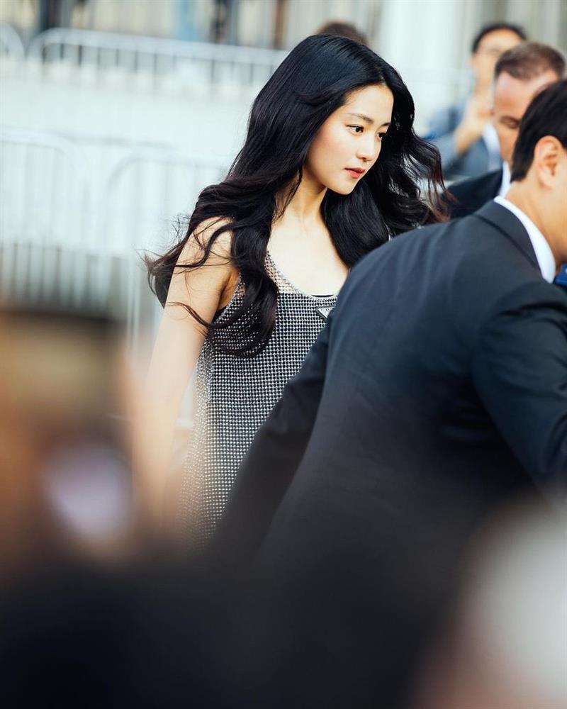 Nhan sắc nổi bật của Người Hầu Gái Kim Tae Ri-6