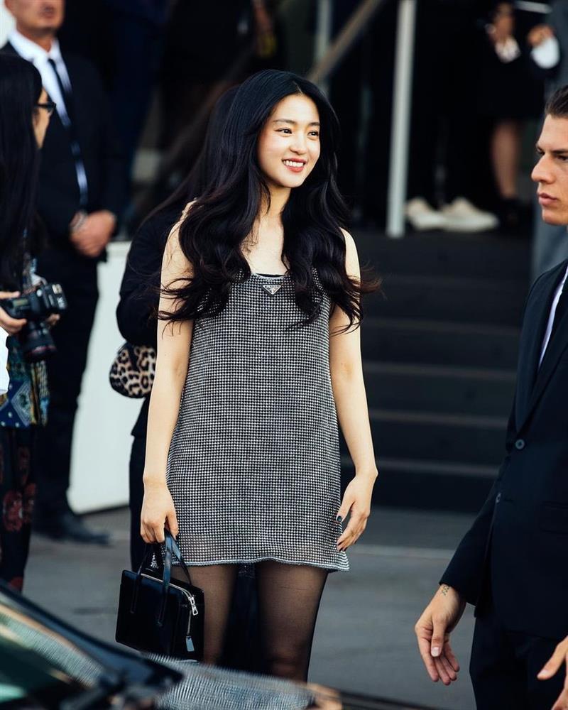 Nhan sắc nổi bật của Người Hầu Gái Kim Tae Ri-7