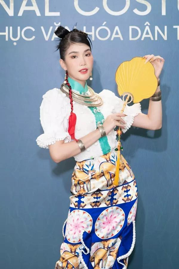 Phương Anh trang điểm khó tả, Anh Thư sáng rực CAM thường-16